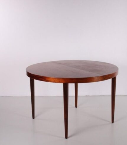 extendable-oval-rosewood-model-331-10-dining-table-by-arne-vodder-1960s-1.jpg